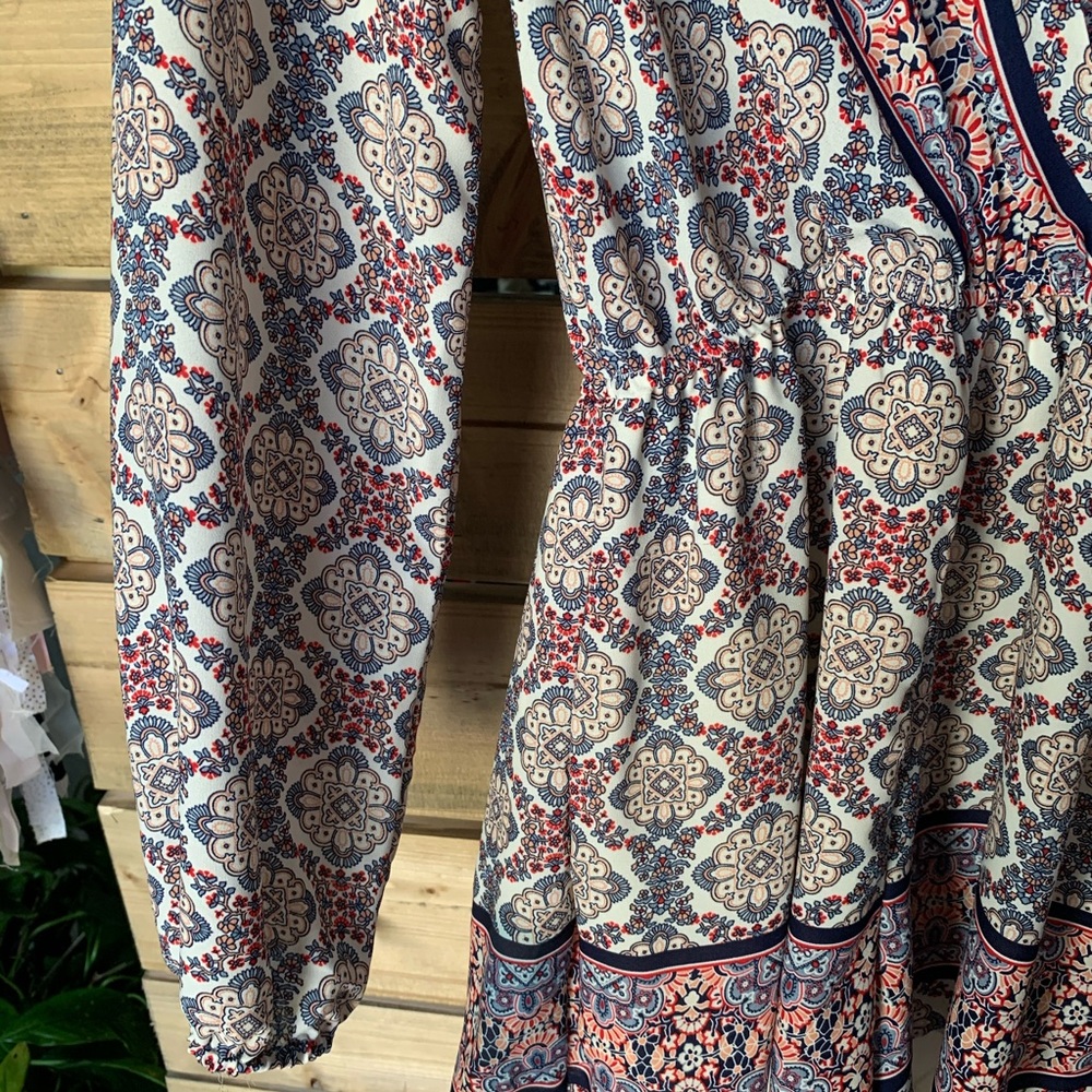 Multi Color Pattern Romper - Picture 3 of 3